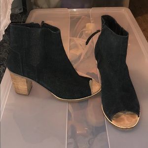 TOMS open toed black booties